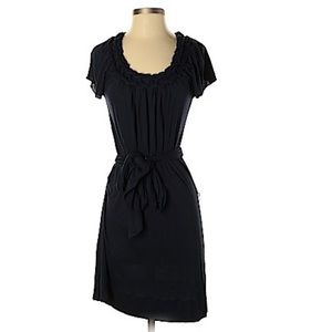 🌺 2/$20 Banana Republic navy blue modal silk dress with ruffle detail size small